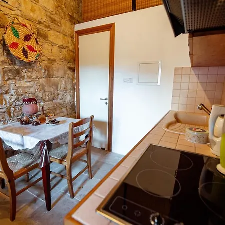 Séjour à la campagne Constantias Stone Lófou