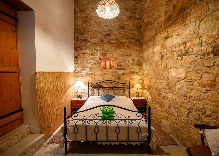 Constantias Stone * Lofou