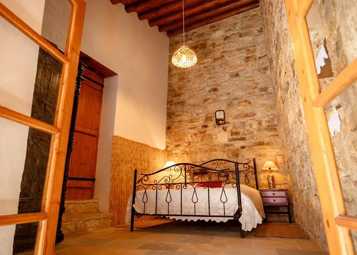 Constantias Stone * Lofou