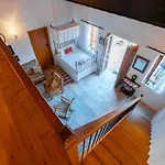 Landhaus Constantias Stone Lofou