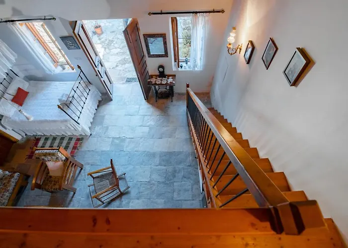 Constantias Stone * Lofou